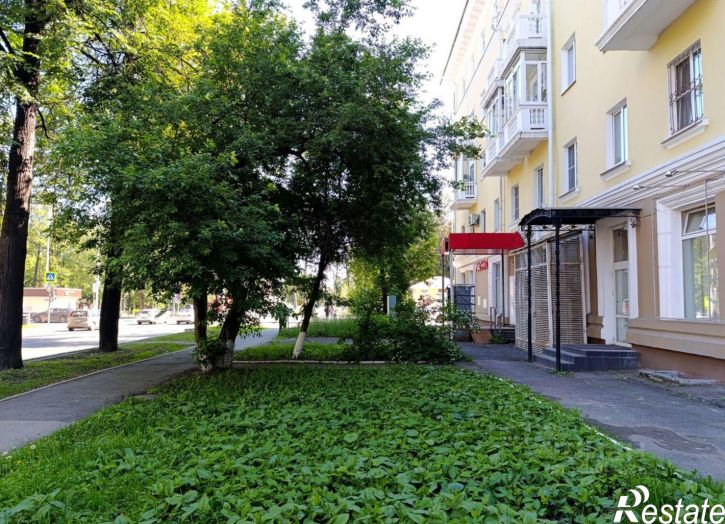 2-комн квартира улица Луначарского, 35,  д. 35