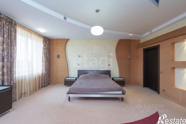 4-комн квартира ул Металлистов, 5,  д. 5