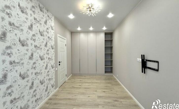 3-комн квартира Улица Революции, 2А,  д. 2А