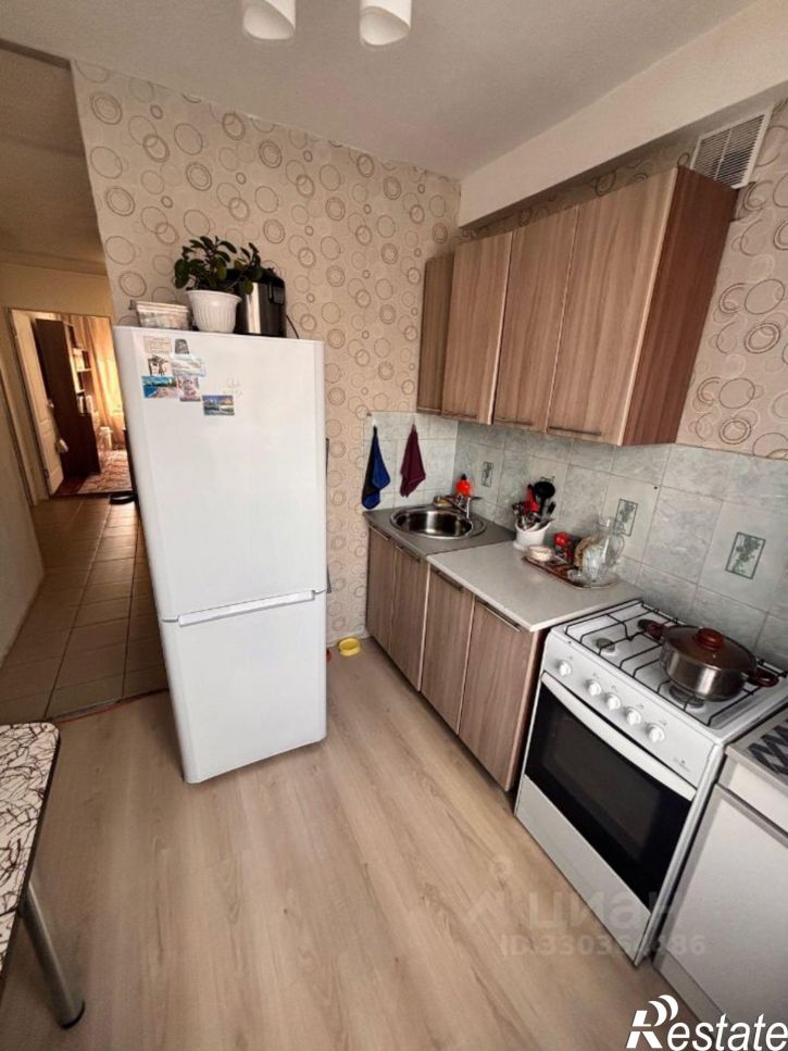 3-комн квартира ул Менжинского, 51,  д. 51