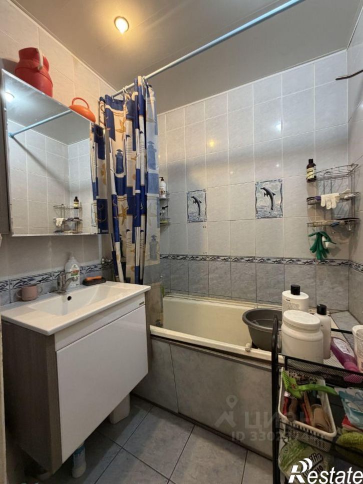 3-комн квартира улица Карбышева, 38,  д. 38