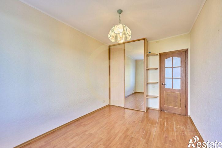 3-комн квартира улица Елькина, 43,  д. 43