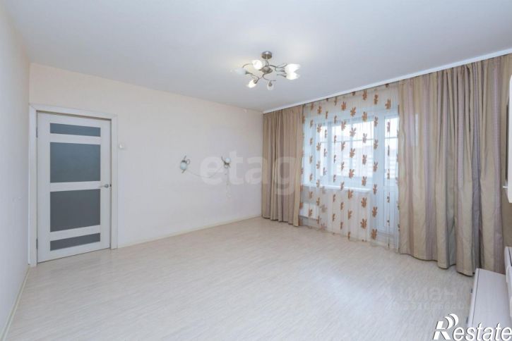 3-комн квартира проспект Декабристов, 20,  д. 20