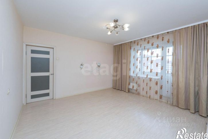 3-комн квартира проспект Декабристов, 20,  д. 20