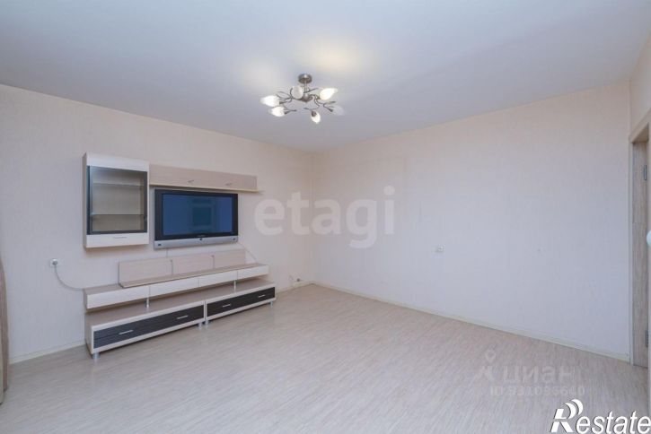 3-комн квартира проспект Декабристов, 20,  д. 20