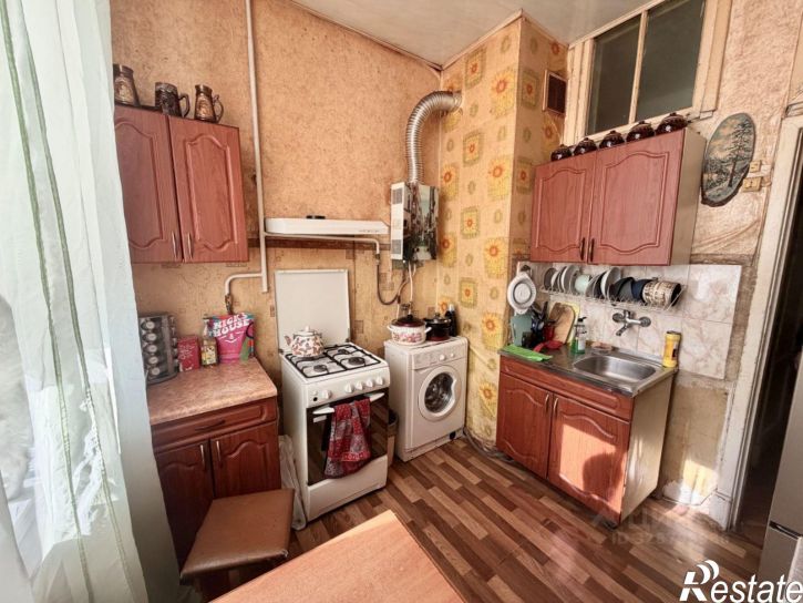 3-комн квартира ул Адмирала Ушакова, 7,  д. 7