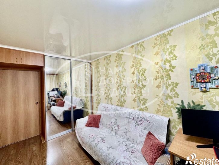 3-комн квартира пр-кт Декабристов, 3,  д. 3