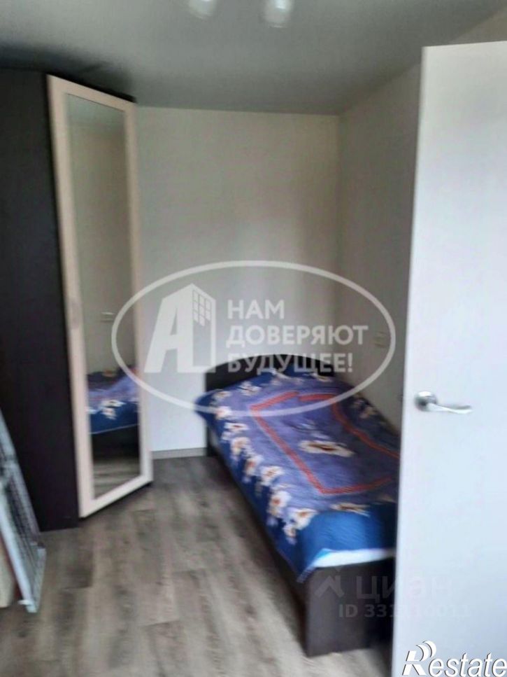 2-комн квартира улица Льва Шатрова, 32,  д. 32