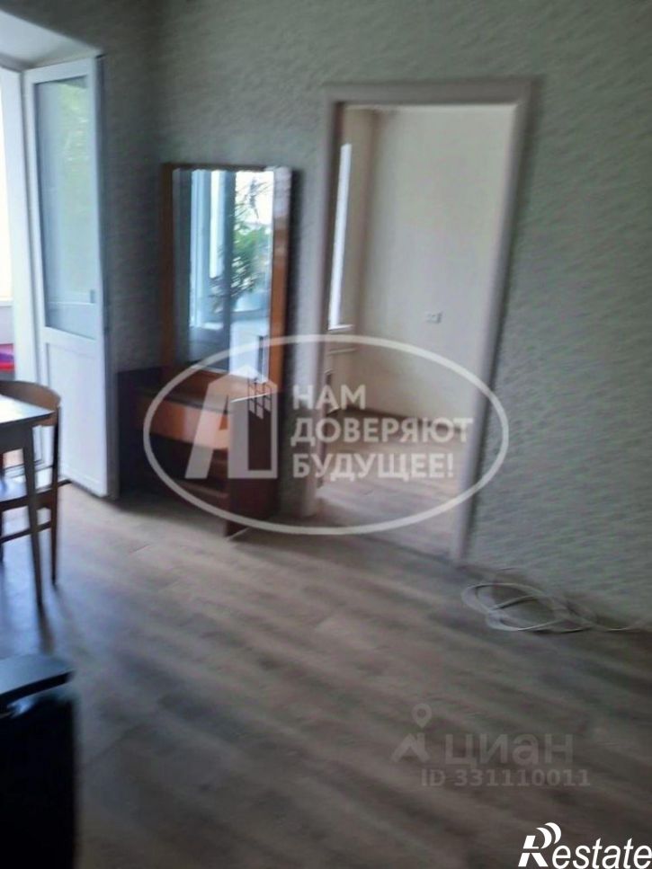 2-комн квартира улица Льва Шатрова, 32,  д. 32