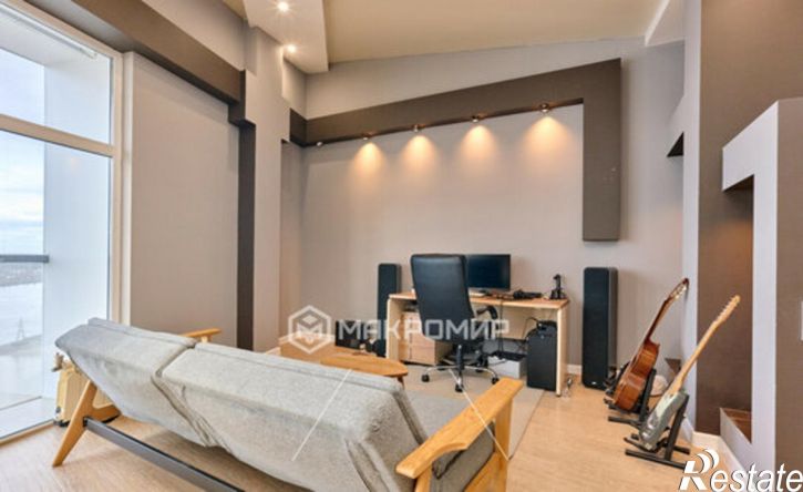 3-комн квартира Красновишерская улица, 35,  д. 35