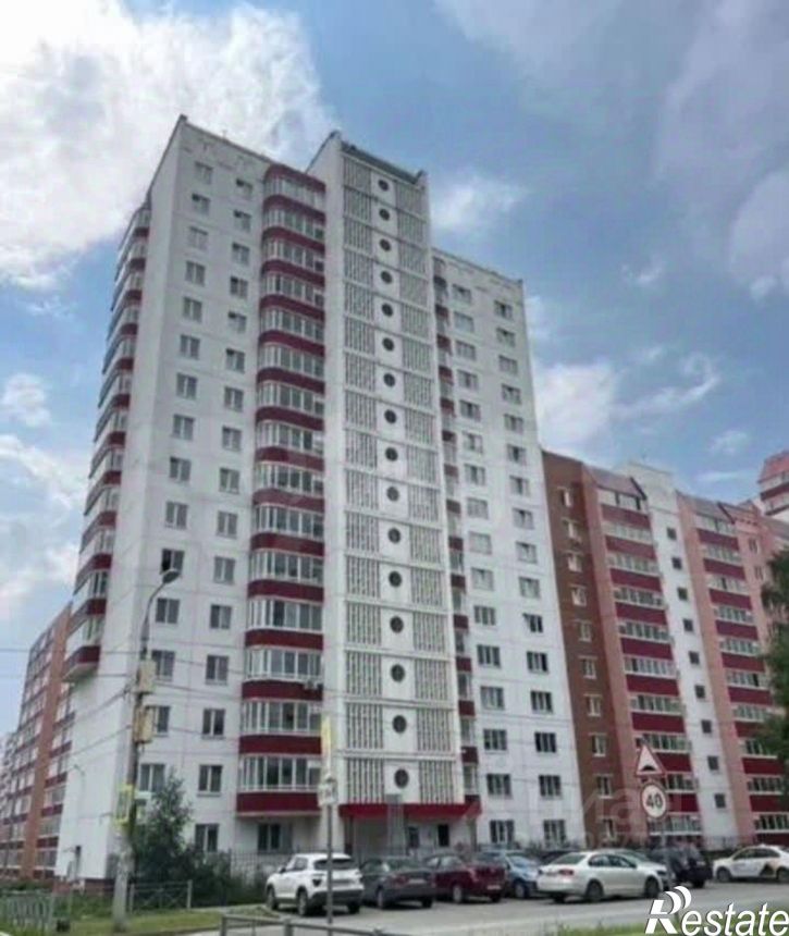 2-комн квартира ул Адмирала Ушакова, 21,  д. 21