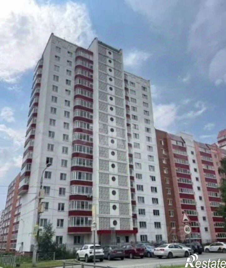 2-комн квартира ул Адмирала Ушакова, 21,  д. 21