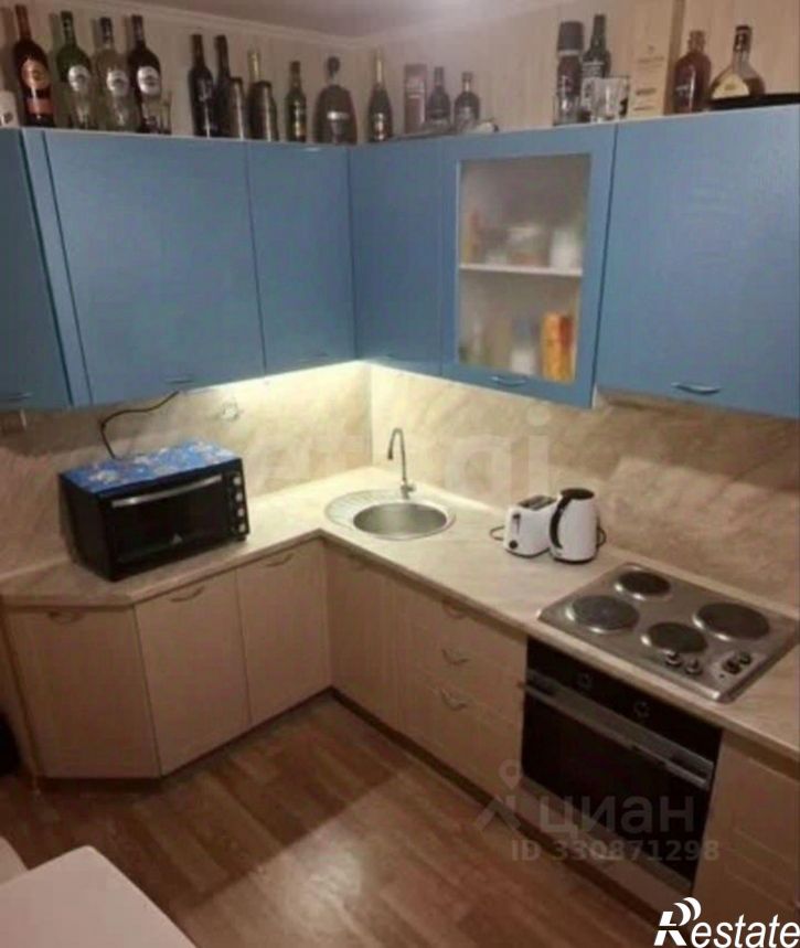 2-комн квартира ул Адмирала Ушакова, 21,  д. 21