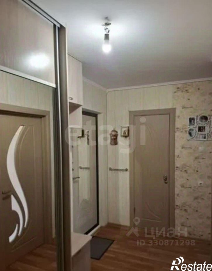 2-комн квартира ул Адмирала Ушакова, 21,  д. 21