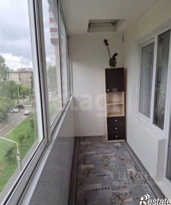 2-комн квартира ул Адмирала Ушакова, 21,  д. 21