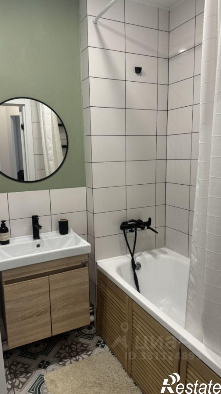 2-комн квартира улица Татьяны Барамзиной, 38,  д. 38