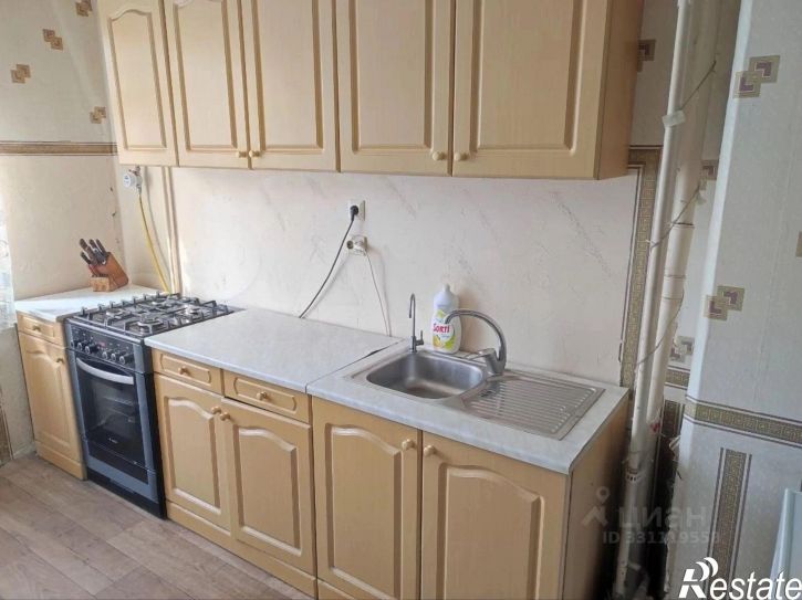 4-комн квартира ул Липатова, 18,  д. 18