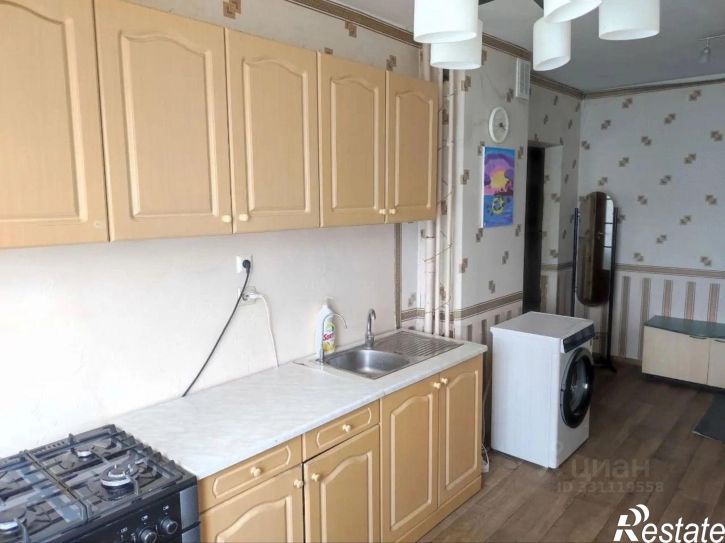 4-комн квартира ул Липатова, 18,  д. 18