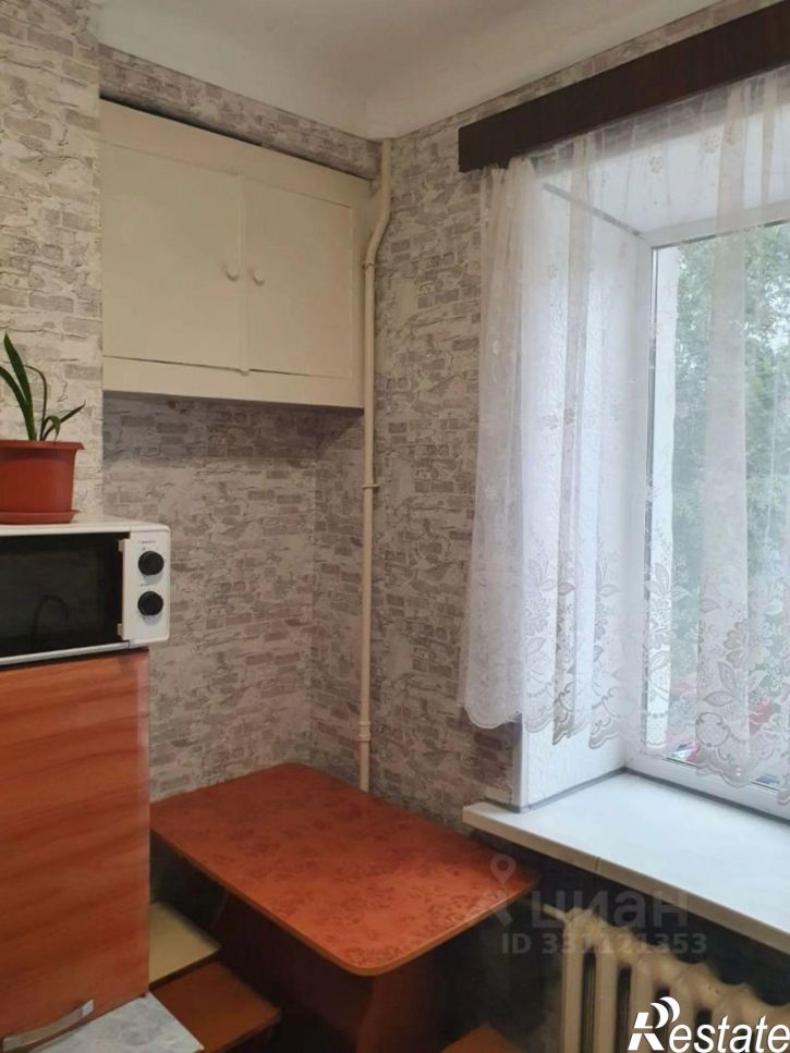 2-комн квартира ул Белозерская, 17,  д. 17