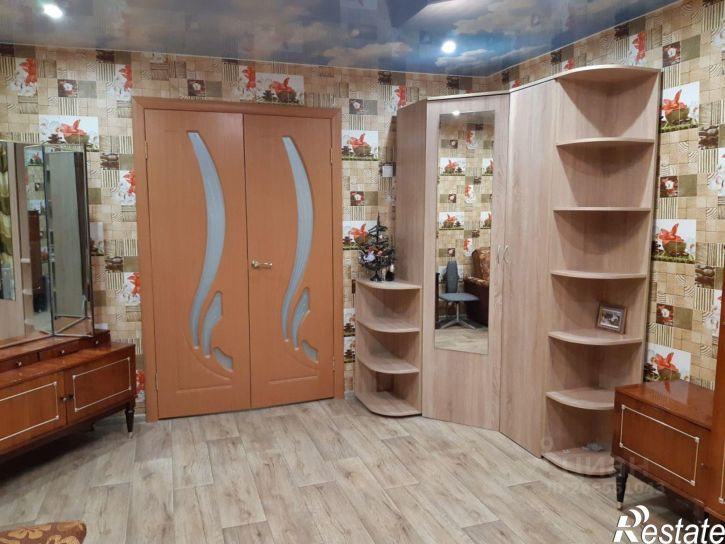 2-комн квартира улица Крисанова, 10,  д. 10