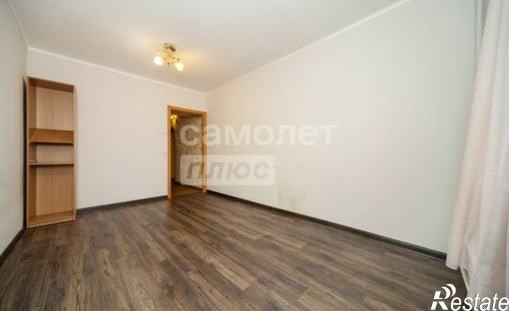3-комн квартира ул Зенкова, 4,  д. 4