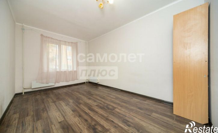 3-комн квартира ул Зенкова, 4,  д. 4