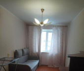 комната 76 кв м улица Крисанова, 29