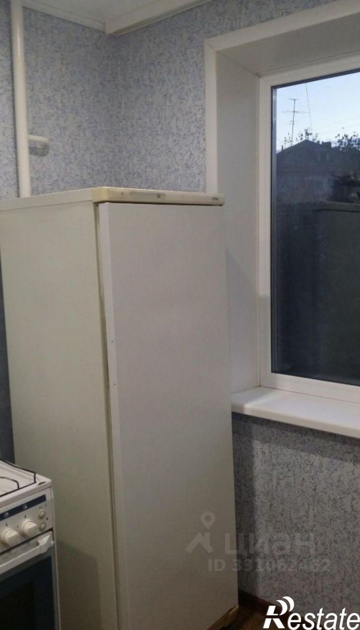 2-комн квартира ул Революции, 64,  д. 64