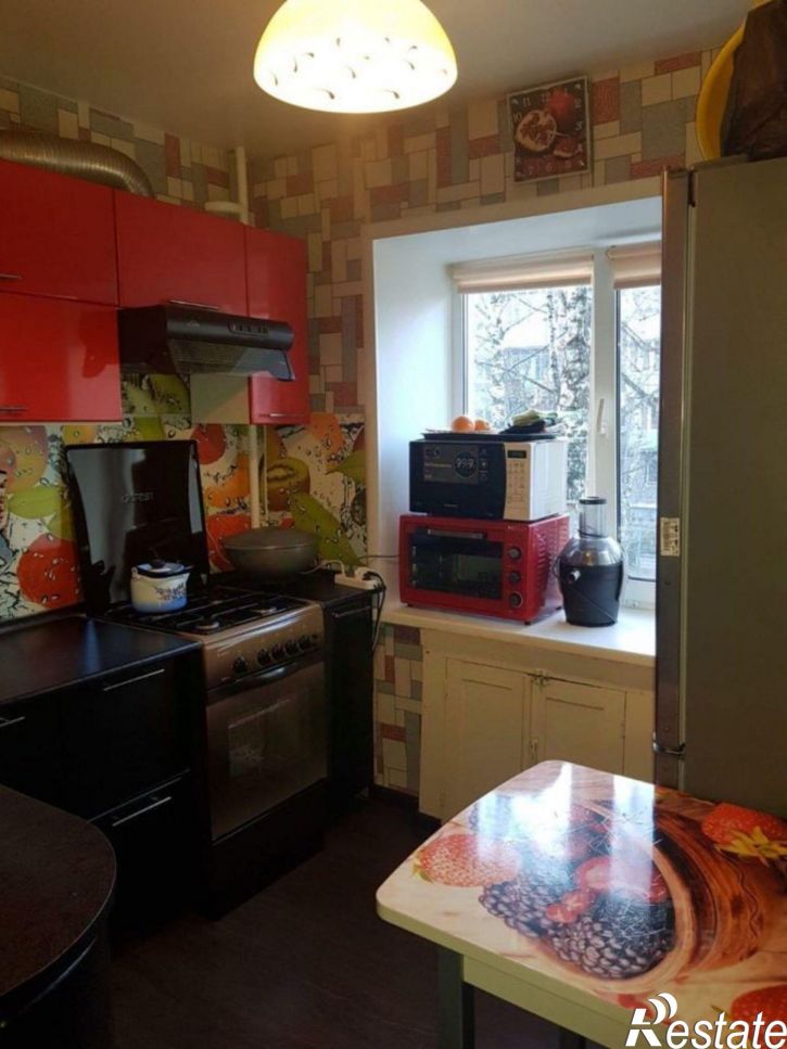 2-комн квартира улица Льва Шатрова, 29,  д. 29