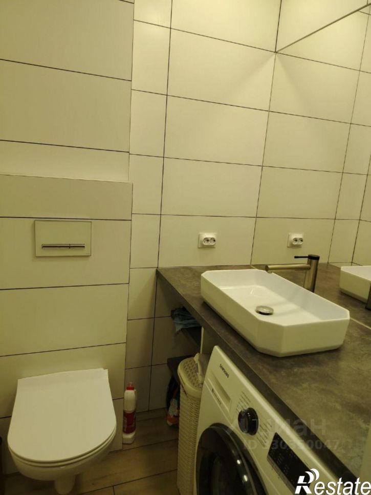 3-комн квартира улица Карбышева, 49А,  д. 49А