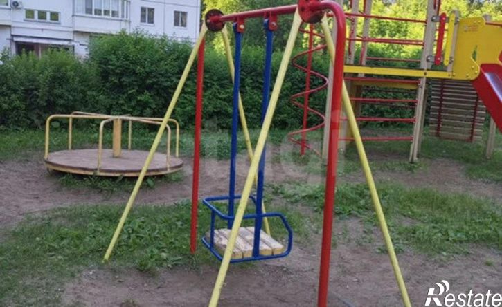 2-комн квартира улица Карпинского, 120,  д. 120