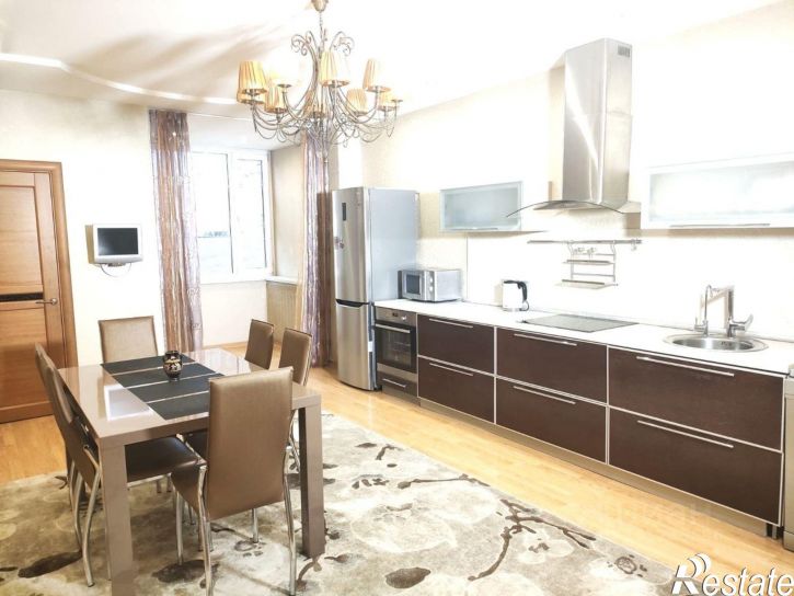 4-комн квартира ул Пермская, 124,  д. 124