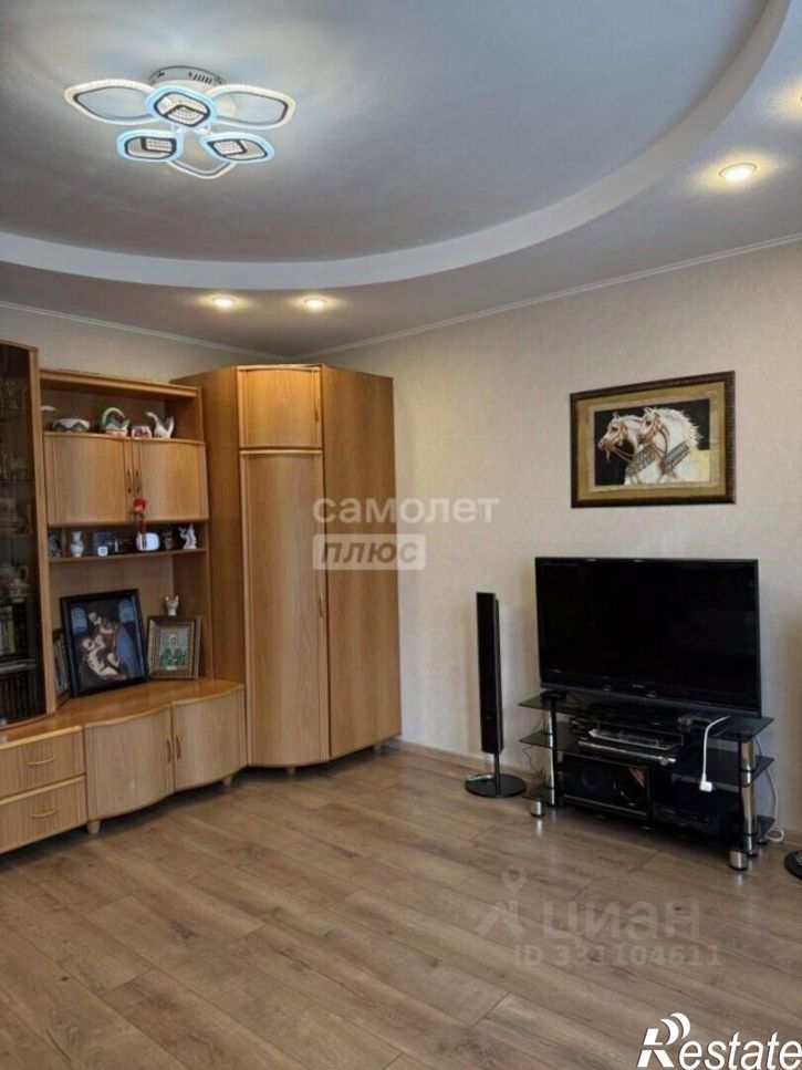 2-комн квартира улица Милиционера Власова, 15,  д. 15