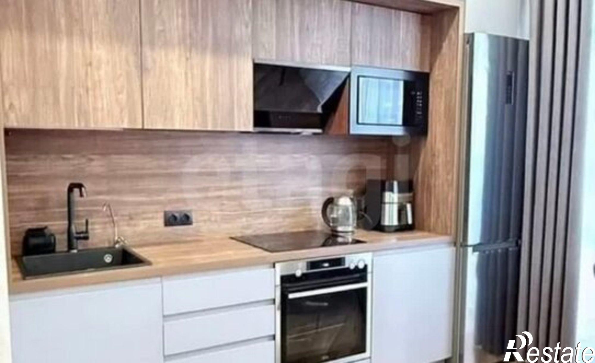 Купить квартиру за 13 000 000 рублей на ул Энгельса, 27