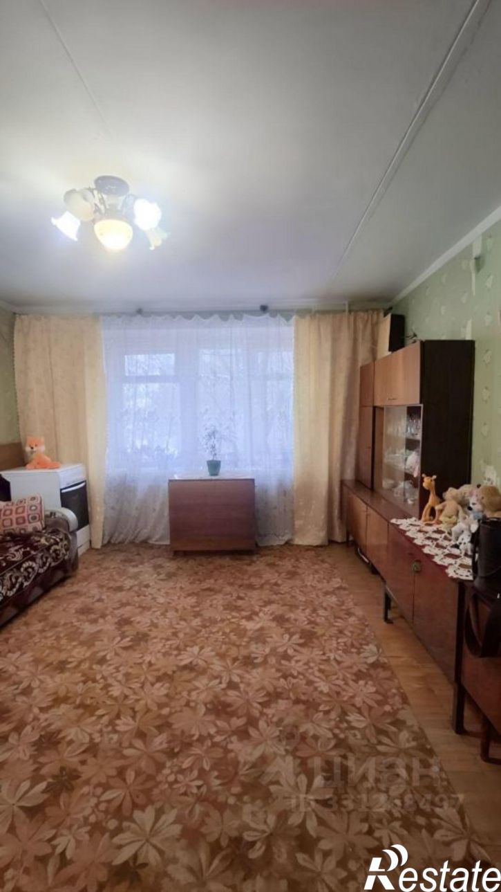 3-комн квартира улица Гусарова, 7,  д. 7