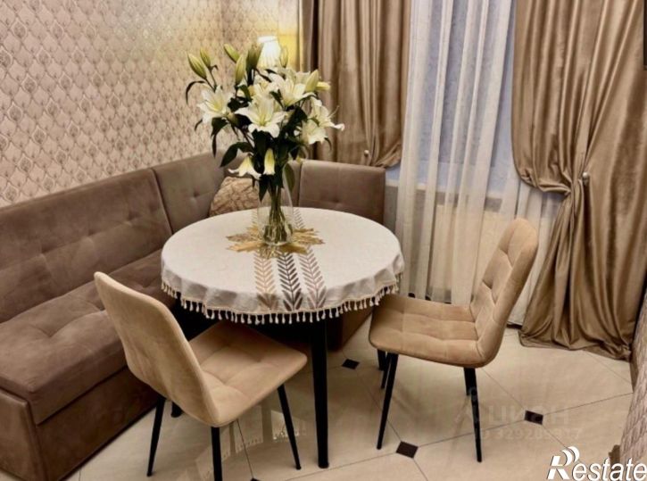 2-комн квартира улица Фрезеровщиков, 86,  д. 86