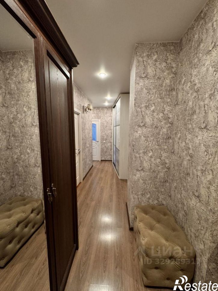2-комн квартира улица Фрезеровщиков, 86,  д. 86