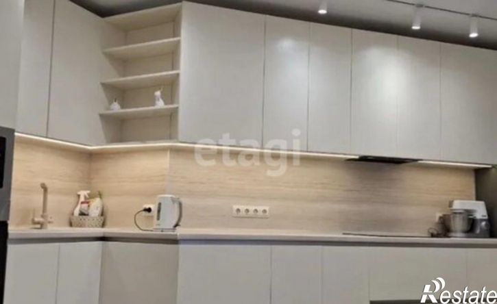 3-комн квартира ул Монастырская, 60,  д. 60