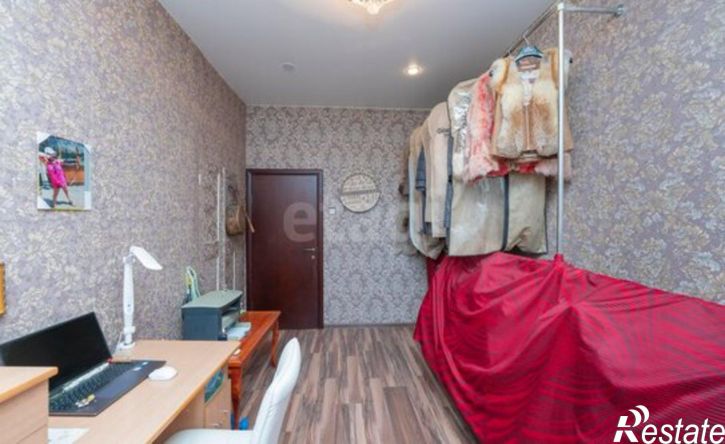 3-комн квартира ул Космонавта Леонова, 23,  д. 23