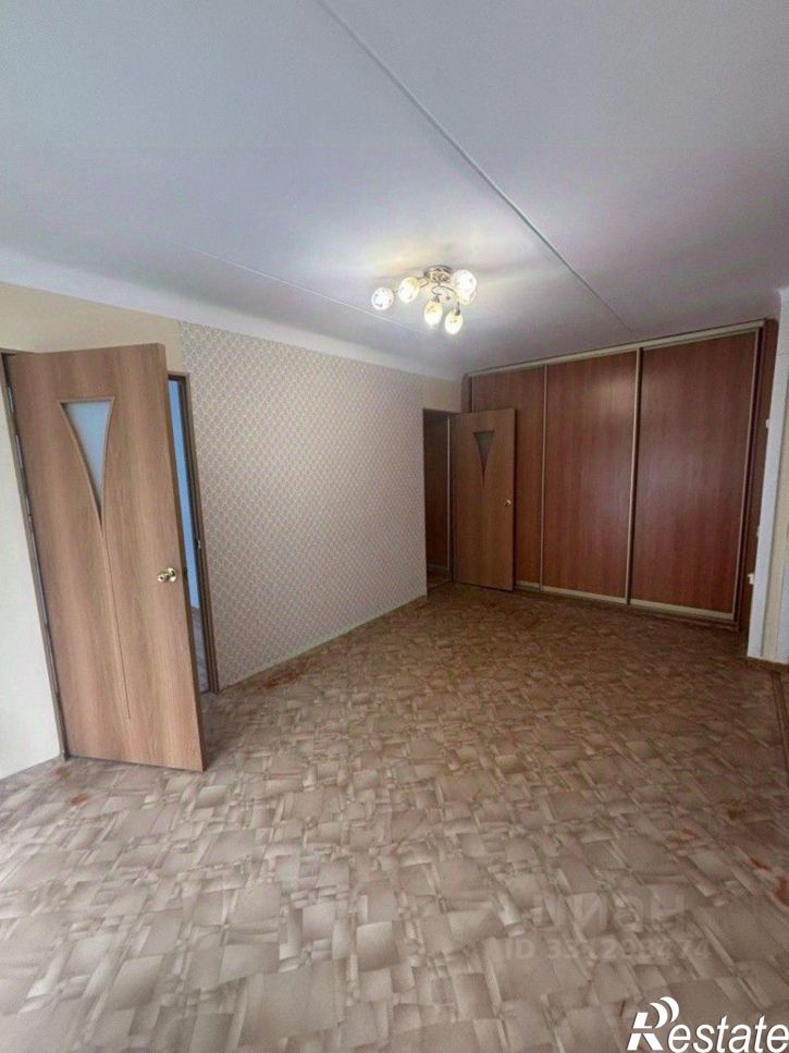 2-комн квартира Вижайская улица, 12,  д. 12