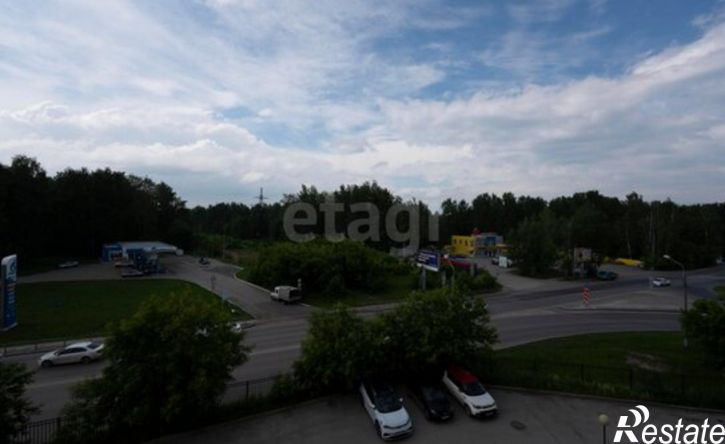 2-комн квартира Светлогорская улица, 19,  д. 19