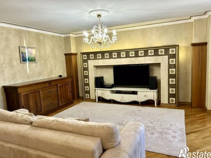 4-комн квартира ул Советская, 94,  д. 94