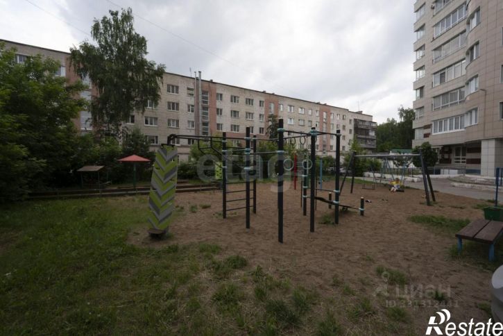 2-комн квартира ул Светлогорская, 19,  д. 19