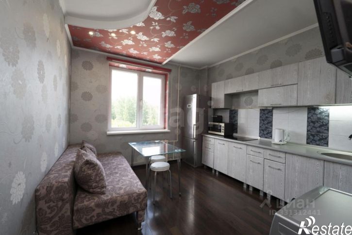 2-комн квартира ул Светлогорская, 19,  д. 19