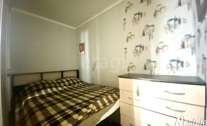 3-комн квартира улица Гусарова, 13,  д. 13