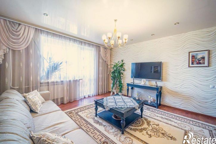 3-комн квартира улица Кронита, 4/2,  д. 4/2