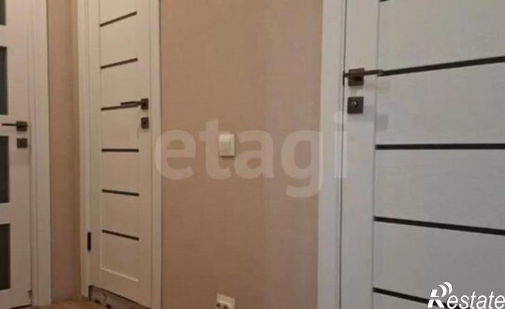 3-комн квартира улица Крисанова, 73,  д. 73