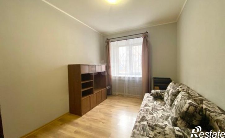 4-комн квартира ул Клары Цеткин, 15,  д. 15