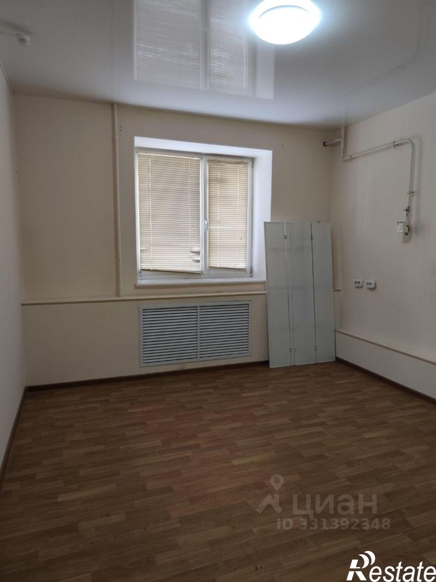 Купить офис, помещение под офис за 10 800 100 рублей на улица Связистов, 5