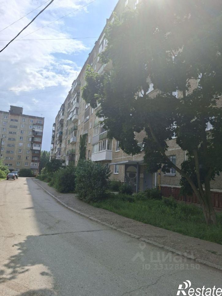 3-комн квартира ул Карбышева, 82/1,  д. 82/1